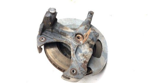 73-87 C10 Driver Left Front Spindle Steering Knuckle With 4X2 Wheel Hub