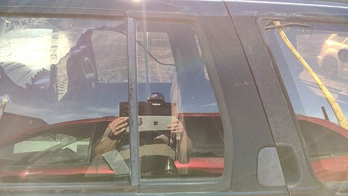 90-95 Pathfinder Driver Left Rear Vent Window Back Door Glass With Frame Oem