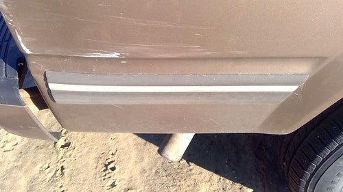 1995-2005 Chevy Astro Passenger Right Rear Moulding On Quarter Panel Oem Brown