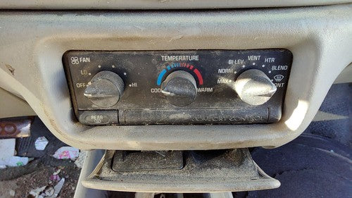 1997-1999 Buick Century Temperature Control Module In Dash Heater Ac Head Unit