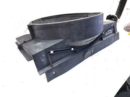 95-00 Gmc Sierra 2500 Chevy Upper And Lower Cooling Fan Shroud Oem 5.7L 15739587