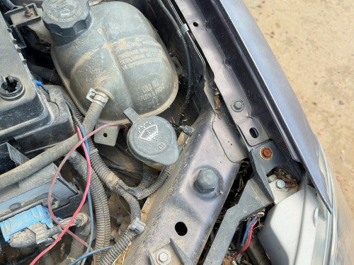 05-10 Chevy Cobalt Windshield Washer Fluid Reservoir With Pump Oem Wiper Tank