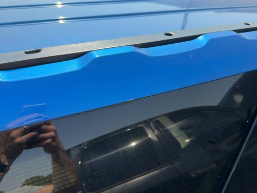 2002-2007 Saturn Vue Redline Passenger Right Upper Roof Molding 22681739