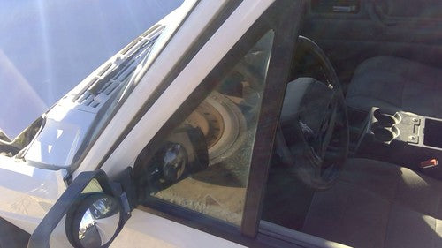 84-96 Jeep Cherokee Xj Driver Left Front Vent Window Small Door Glass With Frame