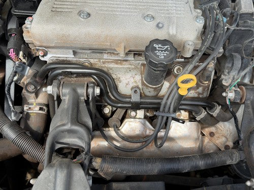 2006-2011 Chevy Impala Driver Left Valve Cover Oem 3.5L 3.9L 12591711