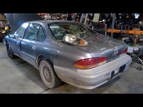 1992 Pontiac Bonneville Lower Dash Trim Bezel Radio Climate 25605930
