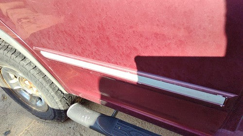 97-02 Expedition Passenger Right Rear Moulding From Door Back Trim Maroon Jl