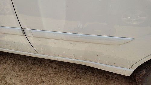 00-07 Station Wagon Driver Left Rear Moulding From Door Back Trim Strip White Yz