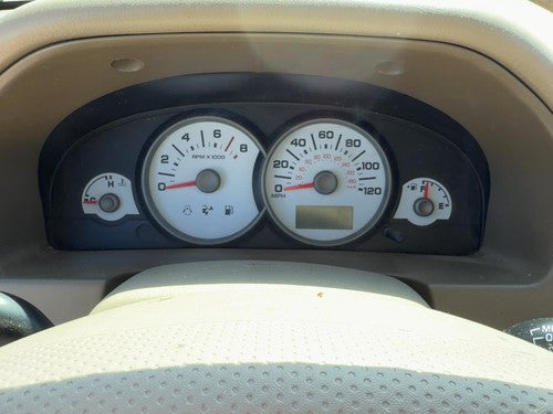 06-07 Ford Escape Speedometer Cluster Instrument Gauges Panel Oem Dash 3.0L Mph