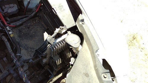 2008-12 Chevy Malibu Windshield Washer Fluid Reservoir With Pump Oem Wiper Tank