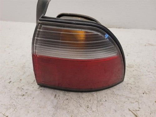96-97 Honda Accord Passenger Tail Light Brake Lamp Coupe Quarter Panel Mounted