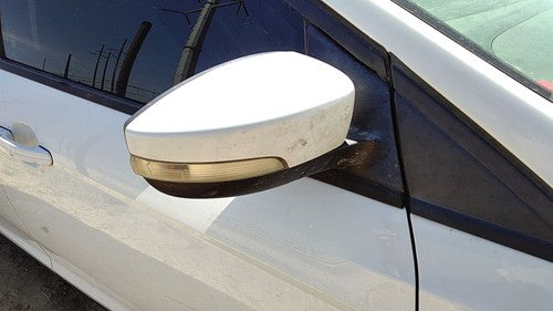 12-14 Focus Ford Focus Passenger Right Power Side Mirror Door Mounted White Yz