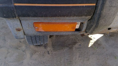 1981-1987 Isuzu Pup Pickup Passenger Right Front Turn Signal Light Lamp Oem