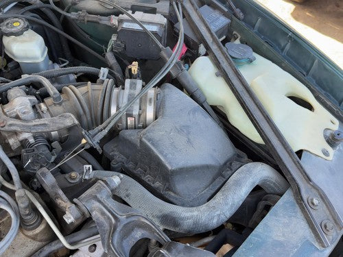 94-01 Lumina Complete Air Intake Cleaner Filter Box Housing With Tube Oem 3.1L
