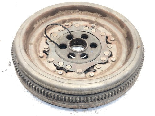 2009-2014 Volkswagon Jetta Complete Flywheel With Clutch 2.0 Diesel Auto Trans