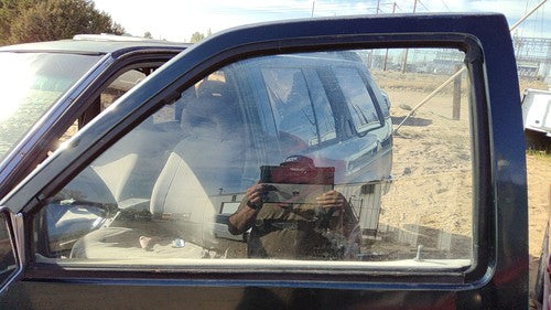 1987-1995 Nissan Pathfinder Driver Left Front Side Window Door Glass Oem
