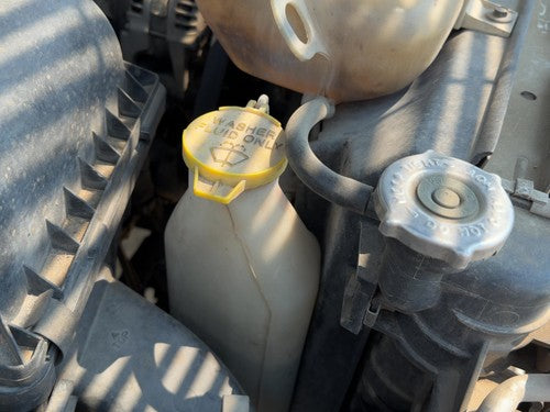 00-02 Dodge Ram 1500 Windshield Washer Fluid Reservoir With Pump Oem Wiper Tank