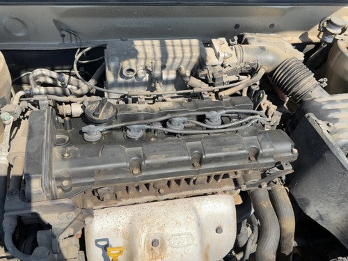 2001-2002 Hyundai Elantra Valve Cover Oem 2.0L 2240023510