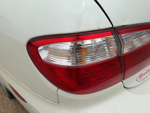 2000-2001 Infiniti I30 Driver Left Outer Tail Light Brake Lamp Oem Rear