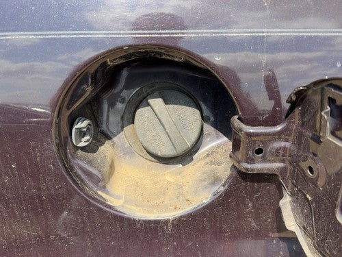 2005-2009 Chevy Equinox Fuel Filler Neck Assembly With Gas Cap Oem 25820152