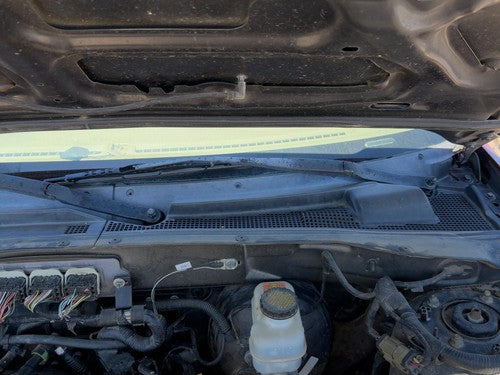2005-2007 Ford Escape Windshield Wiper Cowl Vent Trim Panel Oem Cover