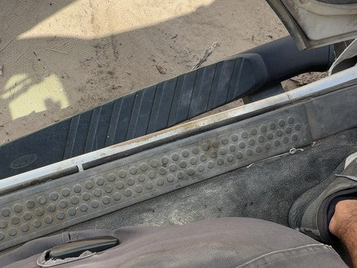 1999-2007 Ford F350 Driver Left Lower Sill Step Moulding Trim Panel Oem Gray