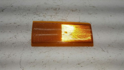 1994-2000 Chevy Silverado 2500 Passenger Corner/Park Light Side Marker 05977460