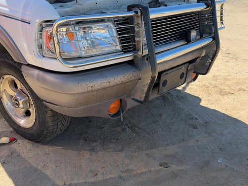 1993-1997 Ford Ranger Front Bumper With Brackets Assembly Oem F37Z17757D