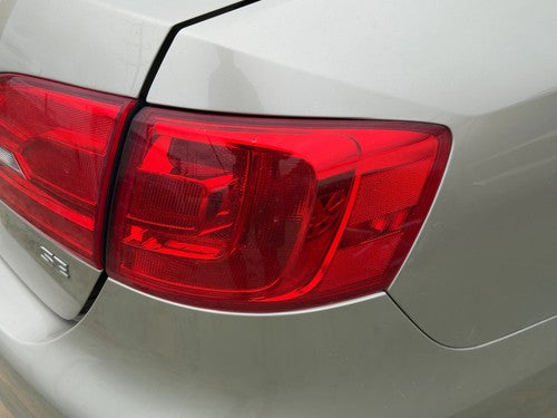 2011-2014 Vw Jetta Passenger Right Outer Tail Light Brake Lamp Oem Rear