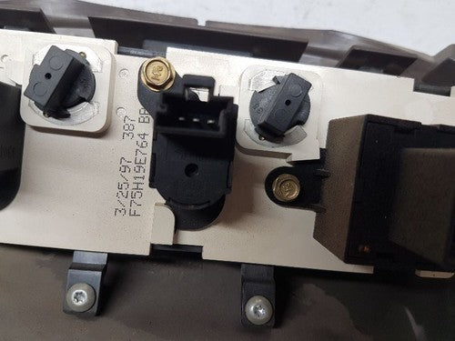 97-98 Expedition Temperature Control Front Overhead Heater Unit F75h19e764 Bb