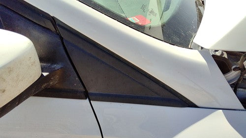 12-18 Focus Ford Focus Passenger Right Moulding From Fender Trim Strip White Yz