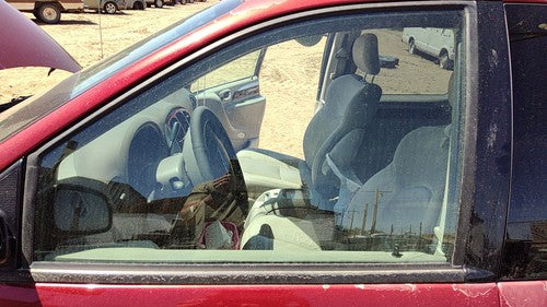 2004-2007 Chrysler Town Country Driver Left Front Side Window Door Glass Oem