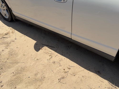 00-07 Monte Carlo Driver Left Lower Rocker Panel Moulding