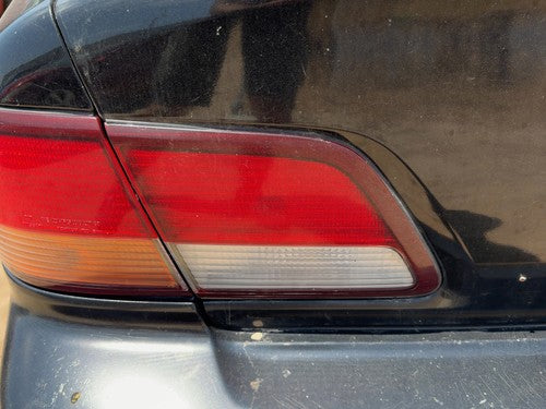 1997-1999 Nissan Maxima Driver Left Inner Tail Light Brake Lamp Oem Rear