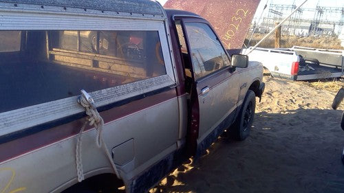 1981-1987 Isuzu Pup Pickup Driver Left Head Light Oem Front Lamp With Bracket