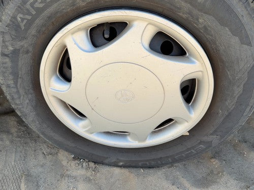 1997-2001 Toyota Camry 14 Inch Hubcap Wheel Cover Seven Hole OEM 42621AA020