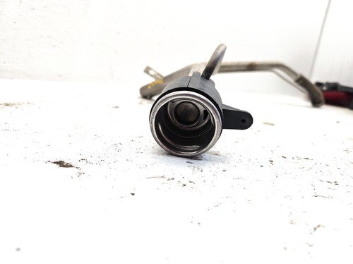 2004-2008 Chevy New Style Malibu Fuel Filler Neck Assembly With Gas Cap Oem