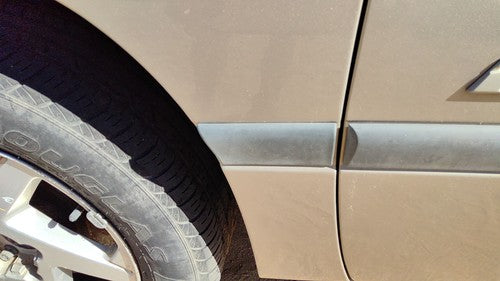 2000-2005 Chevy Impala Driver Left Moulding From Fender Oem Trim Strip 10288825