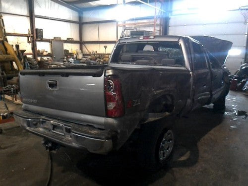2001-2007 Chevy Silverado 1500 Passenger Right Front Inside Door Trim Panel Gray