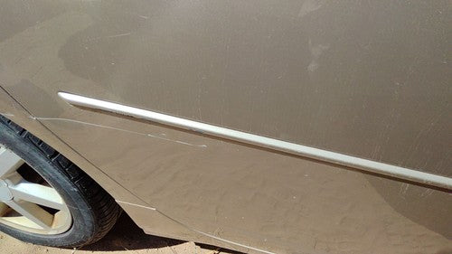 03-07 Cts Passenger Right Rear Moulding From Door Back Trim Strip Sand Storm 61U