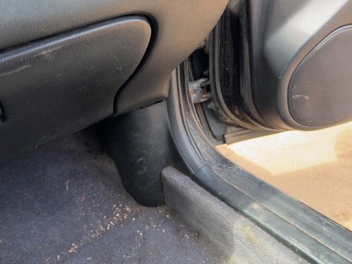 1995-1999 Nissan Maxima Passenger Right Lower Kick Trim Panel Oem Black