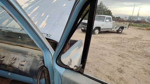 1973-87 Chevy C10 Passenger Right Front Vent Window Small Door Glass With Frame