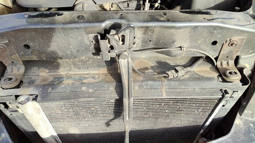 2006-2011 Chevy Hhr Hood Latch Assembly With Bracket Oem 15827364