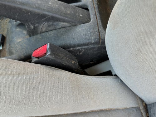 2005-2010 Chevy Cobalt Driver Left Front Seat Belt Buckle Receiver Oem Gray 14B