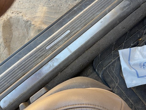 2000-2006 Lincoln LS Driver Left Lower Sill Step Moulding Trim Panel Tan 4H