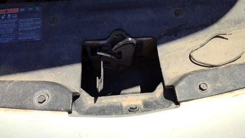 2008-2012 Chevy Malibu Hood Latch Assembly With Bracket Oem
