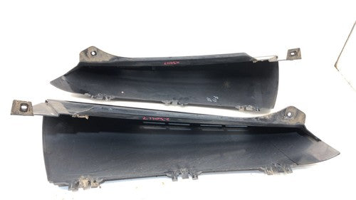 2007 Yukon Xl Denali Pair Rear Upper Corner Moulding On Quarter Panel Oem