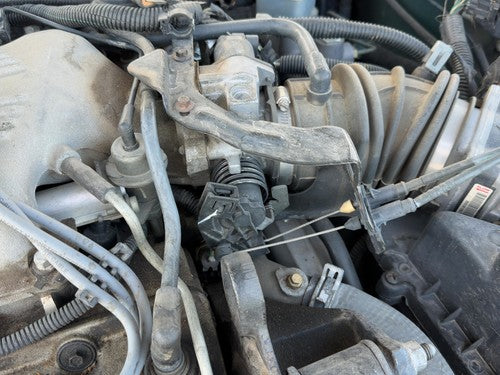 1999 Chevy Lumina Throttle Body Valve OEM with Sensors 3.1L V6 17113576