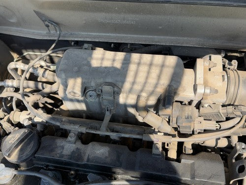2001-2003 Hyundai Elantra Intake Manifold Oem 2.0L 2831023602