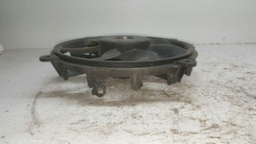 1999-2004 Olds Alero Radiator Cooling Fan Motor Fan Assembly 88986470